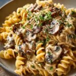 Delicious Creamy Vegan Mushroom Stroganoff Recipe 3 Creamy Vegan Mushroom Stroganoff