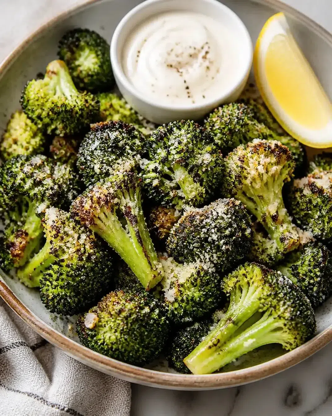 Garlic-Parmesan Crispy Broccoli cooked in the Air Fryer